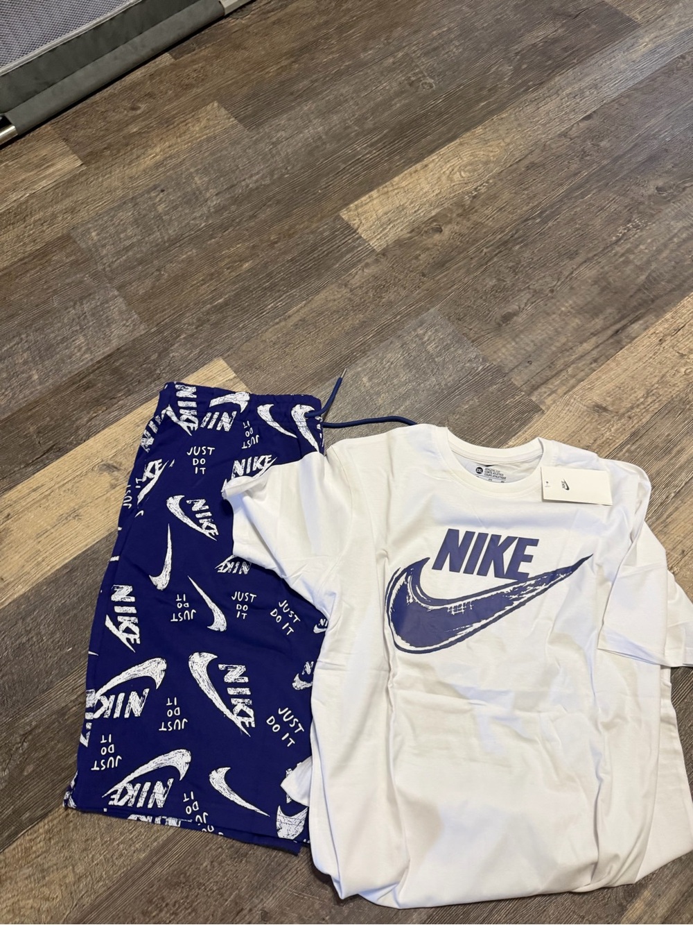 Nike men top and bottom cotton set size large